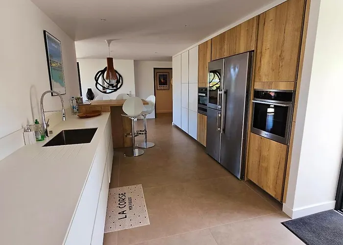 Roof Avrettu - Vue Panoramique & Design